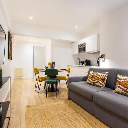 Apartment Cmg Montmartre - Cottages